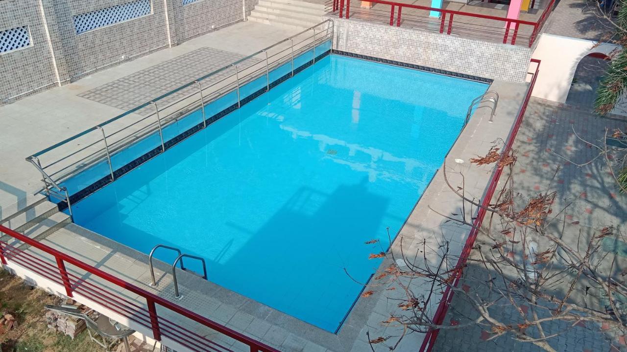 Vijay Resort Mahabalipuram By Hotel Guru Exteriör bild